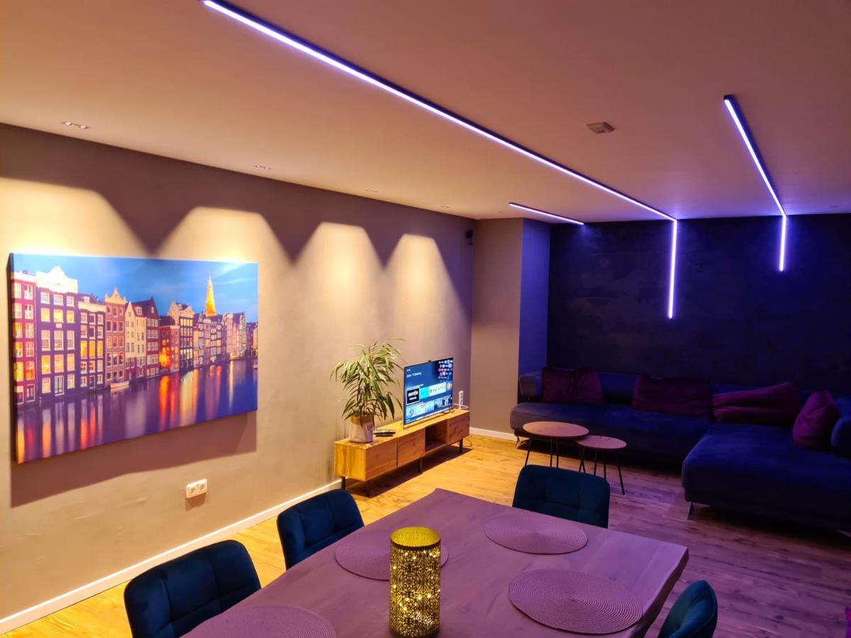 Moderne Ferienwohnung Mit Aussicht Бад-Эйнхаузен Экстерьер фото